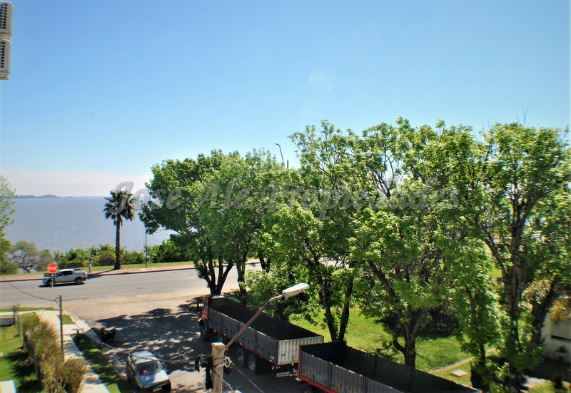 Imagen 7 de Departamentos en primera líneas de un ambiente frente a la mejor parte de la Rambla de Colonia del Sacramento.