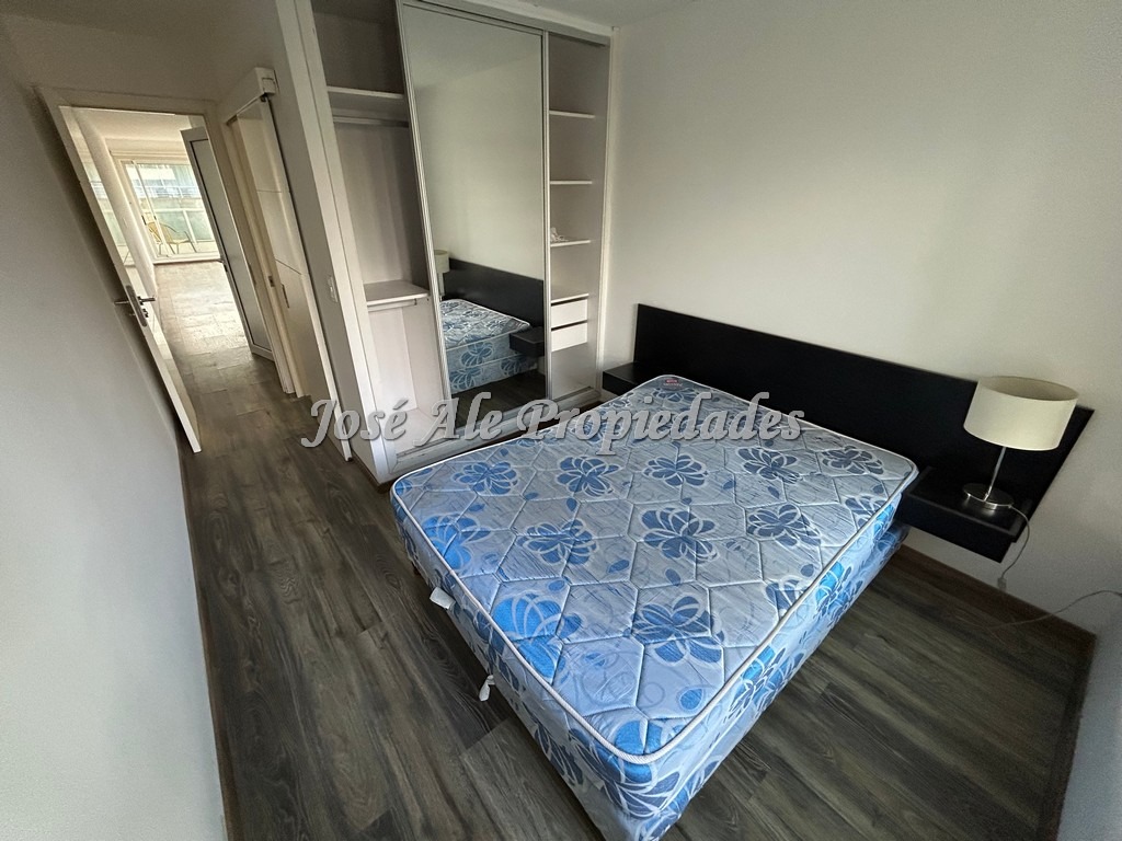 Imagen 7 de Hermoso departamento, a solo metros de Rambla Costanera, zona residencial.