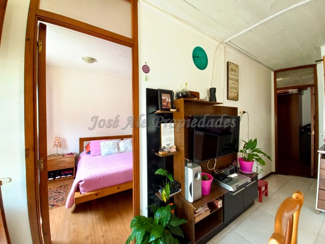 Imagen 5 de Muy linda y luminosa casa ubicada a pocas cuadras de la rambla costanera y próxima a todos los servicios.