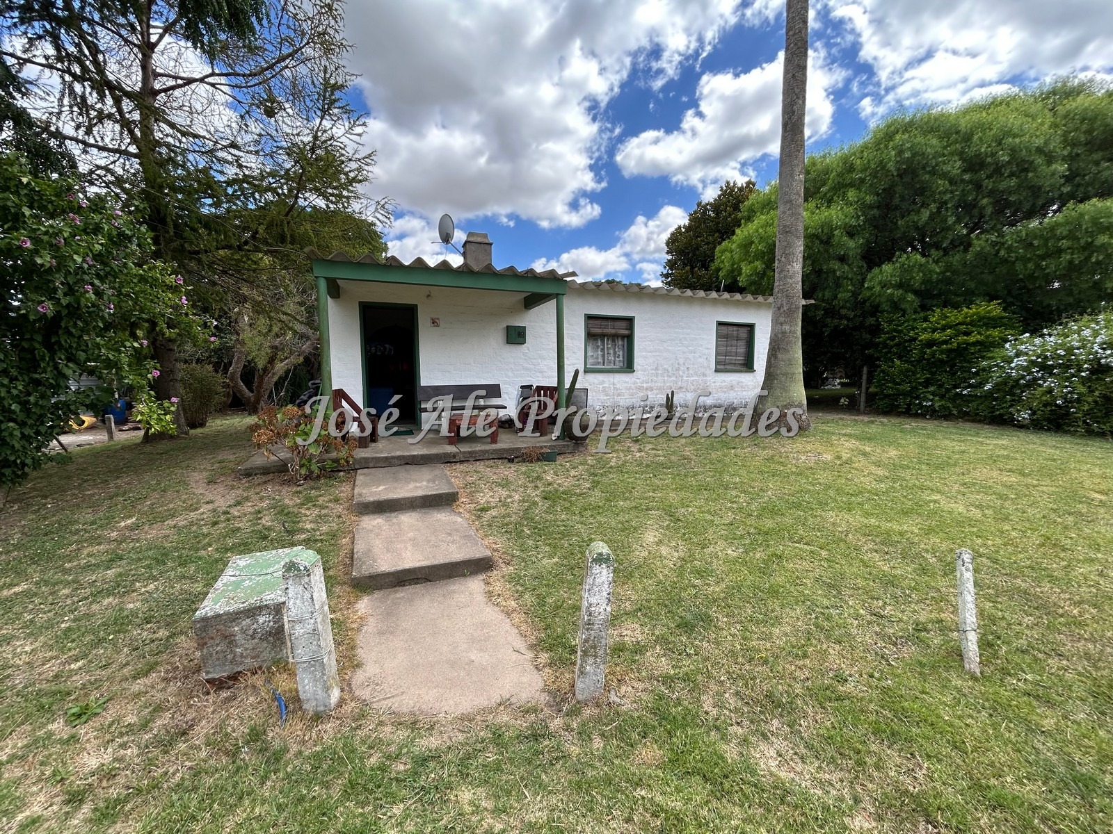Imagen 1 de Vivienda de 3 dormitorios, ubicada en la Estanzuela, Colonia.