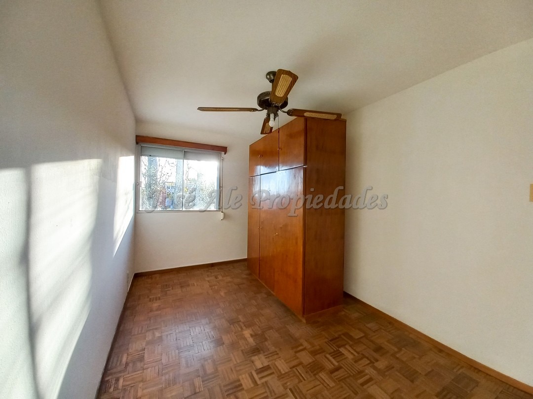 Imagen 6 de Hermoso departamento con 3 dormitorios a pasos del centro de colonia, a metros de terminal de ómnibus y puerto BQB.