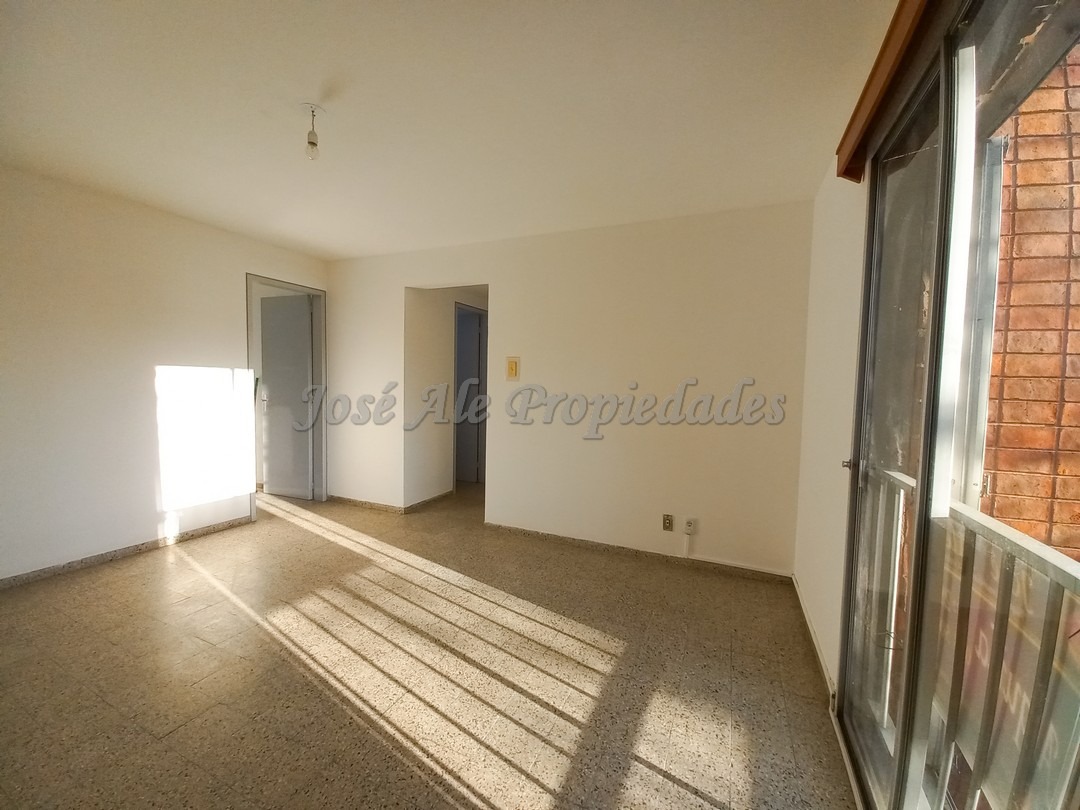 Imagen 9 de PROXIMAMENTE EN ALQUILER Hermoso departamento con 3 dormitorios a pasos del centro de colonia.