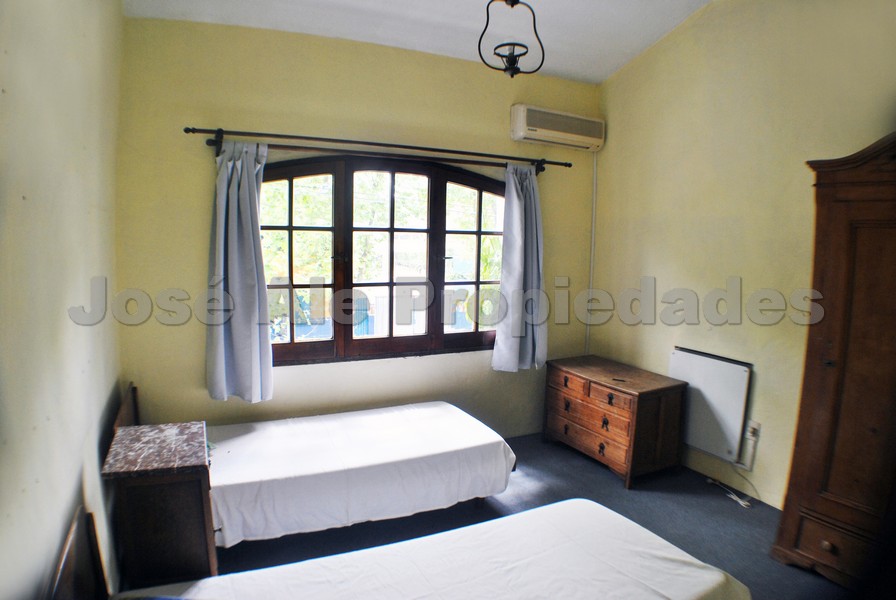 Imagen 6 de Hermosa Propiedad ubicada en pleno centro de Colonia del Sacramento, a pasos de todos los servicios y a corta distancia de Rambla Costanera.