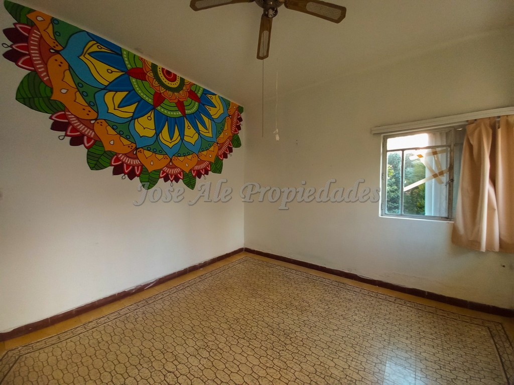 Imagen 7 de Hermosa casa de grande dimensiones. Rodeada por un entorno de naturaleza.