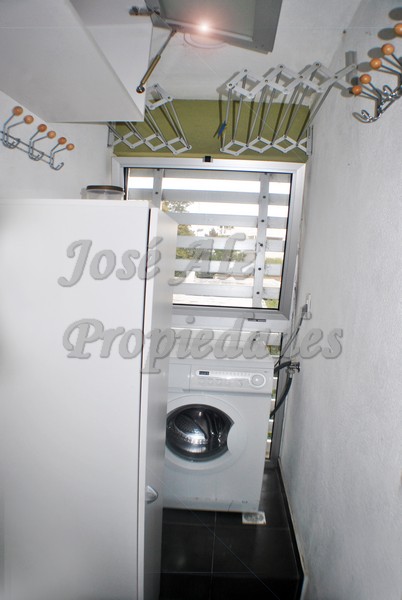 Imagen 9 de Hermoso departamento, a solo metros de Rambla Costanera, zona residencial.