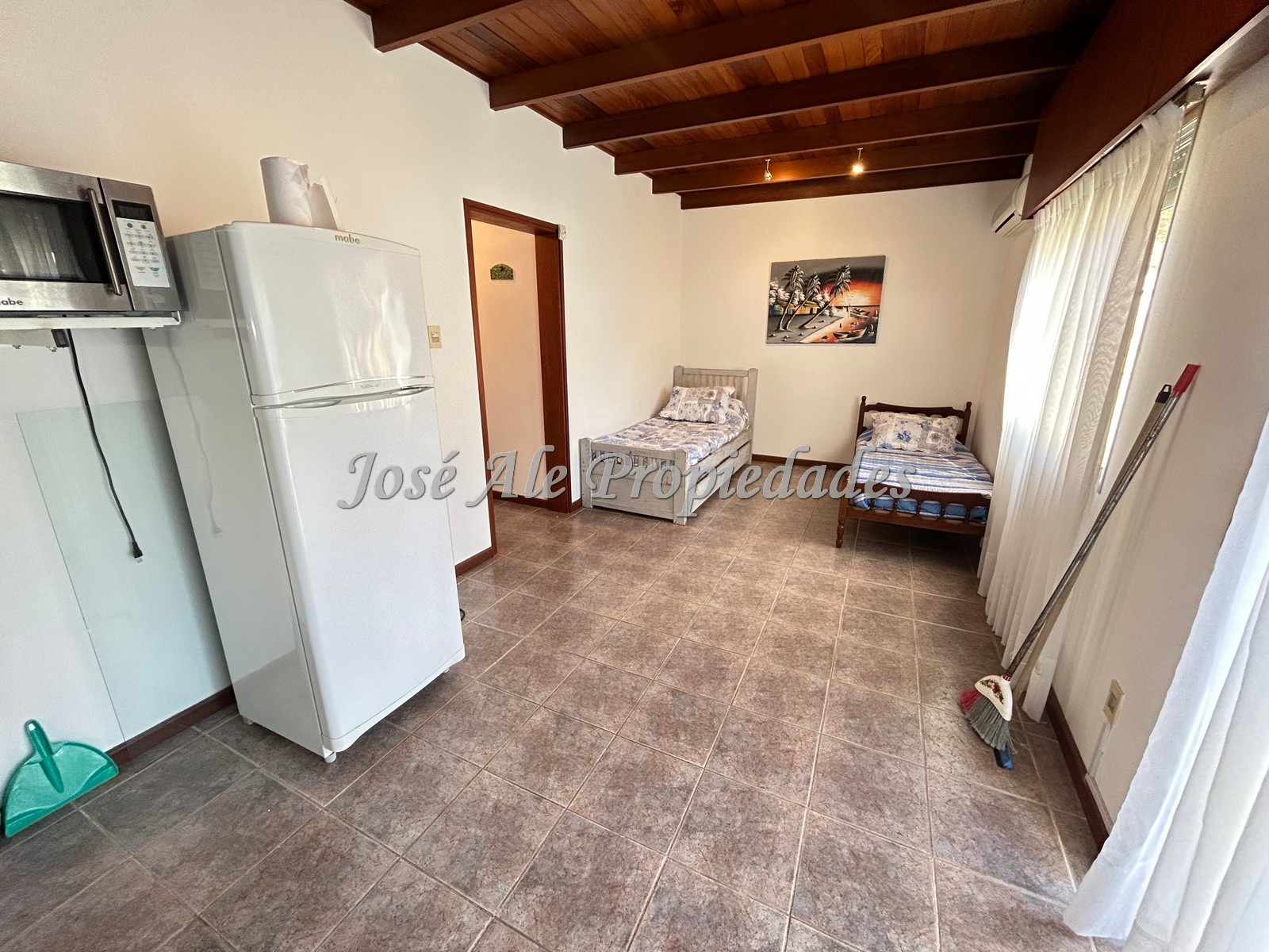 Imagen 1 de Se trata de 2 apartamentos de 1 dormitorio ubicados en el centro de la ciudad.