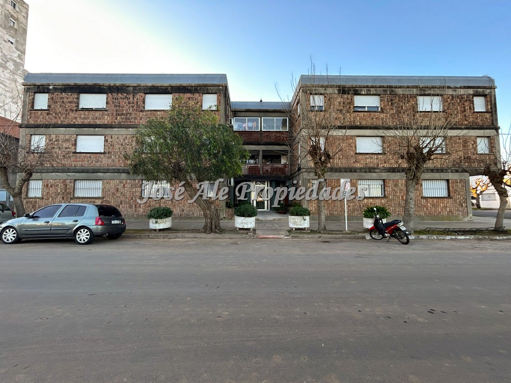 Imagen 1 de Muy cómodo apartamento en el centro de Colonia del Sacramento.