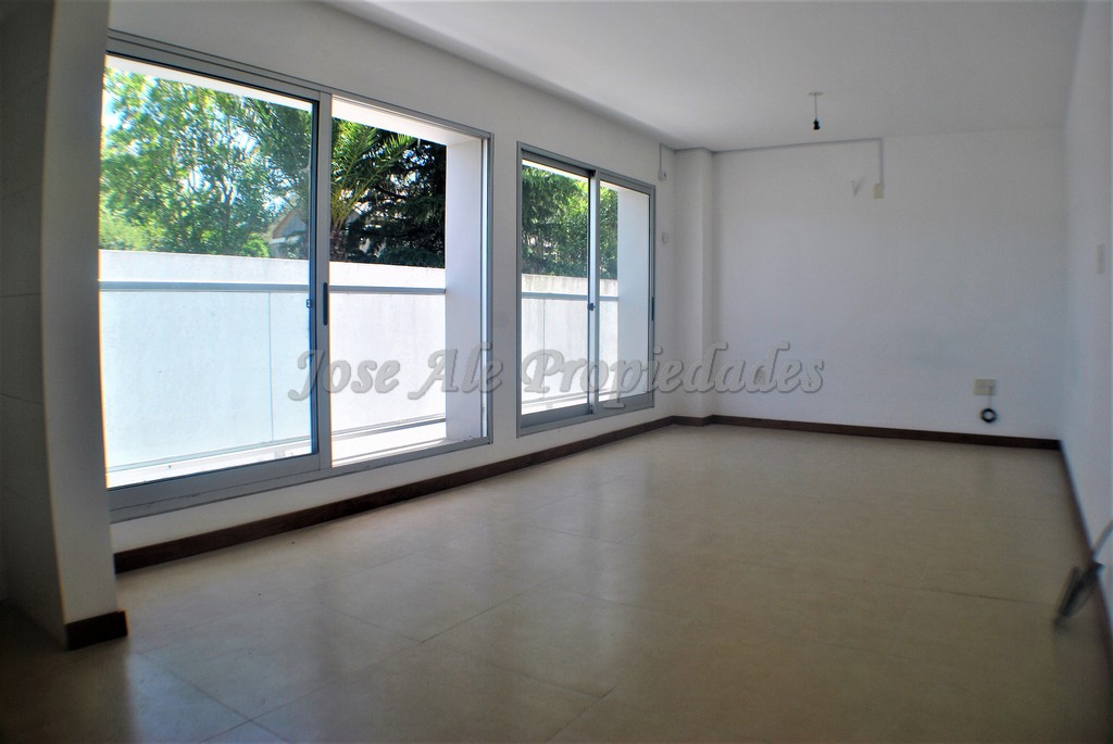 Imagen 3 de Espectacular monoambiente en edificio residencial frente al Rio de la Plata.