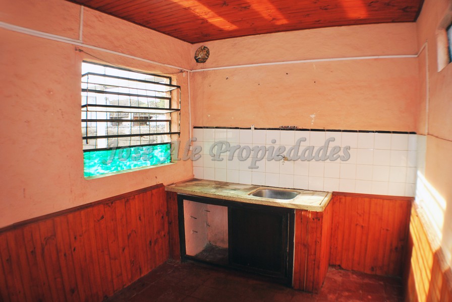 Imagen 5 de Propiedad ubicada en Pueblo Nuevo, a pasos de Colonia Shopping y de todos los servicios.