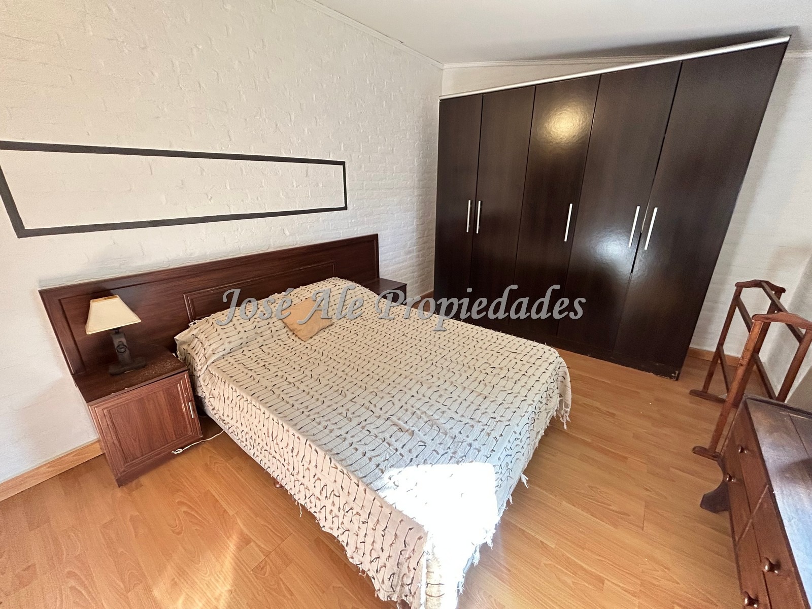 Imagen 6 de Casa de 3 dormitorios con apto o galpon independiente ubicada en el Real de San Carlos, Colonia.