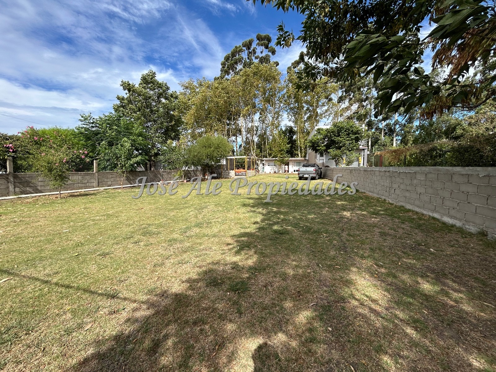 Imagen 9 de Monoambiente amoblado, completamente equipado a estrenar ubicado en el General, Colonia.