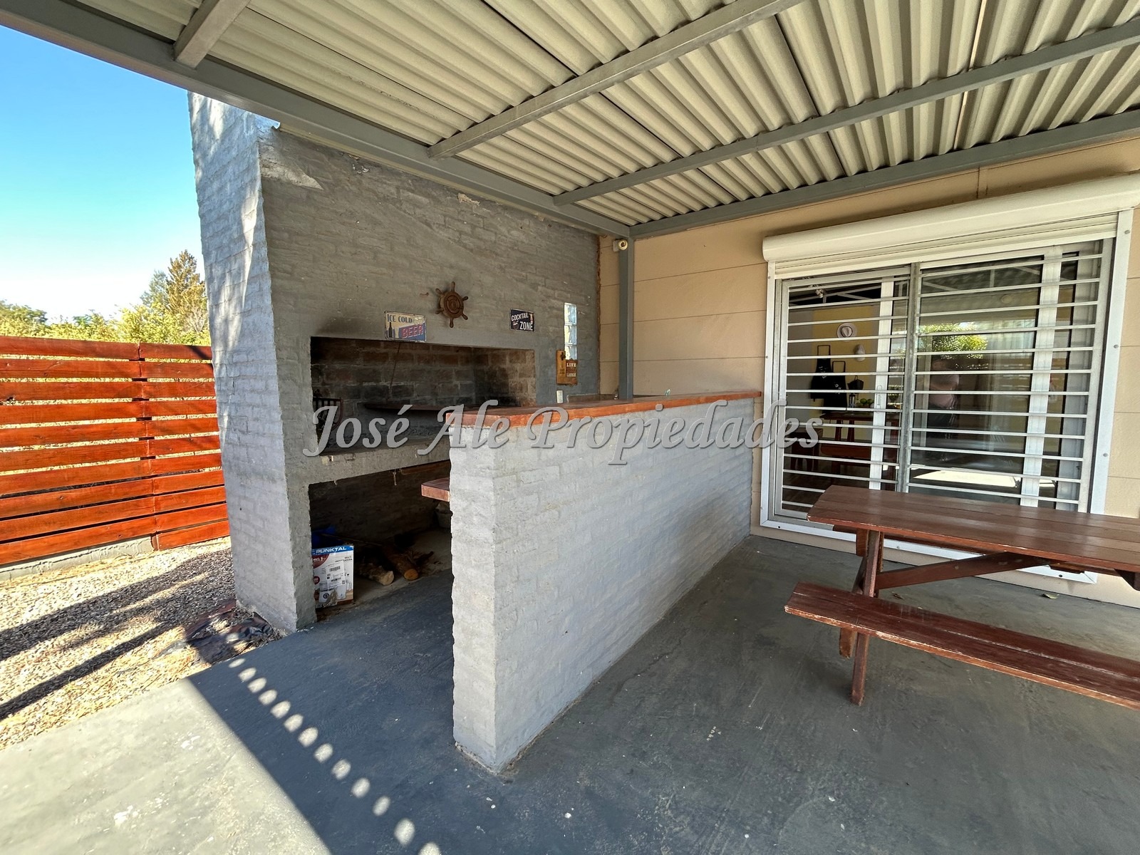 Imagen 8 de Hermosa y moderna propiedad ubicada en fraccionamiento Altos de San Carlos.