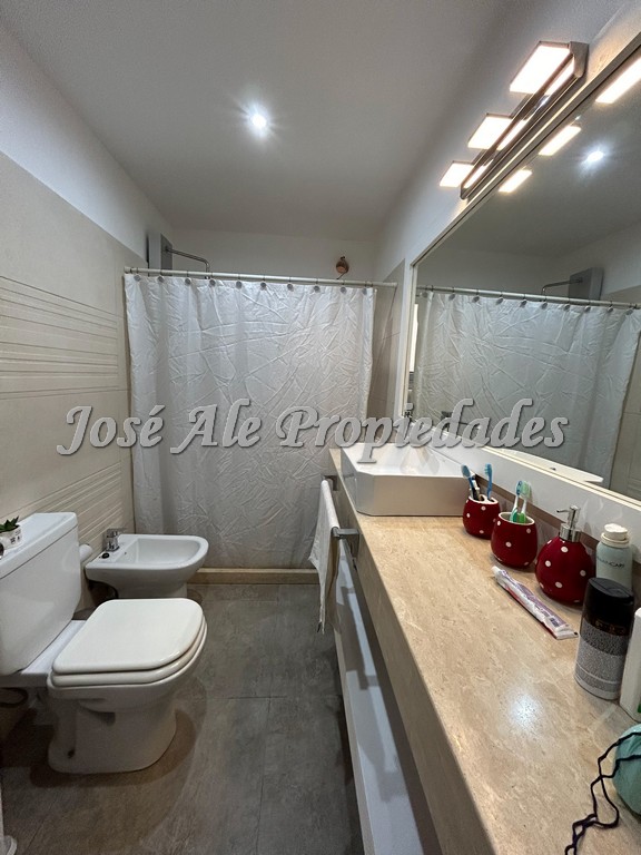 Imagen 8 de Hermosa y moderna propiedad ubicada a solo metros de Rambla y Playas de Colonia del Sacramento.