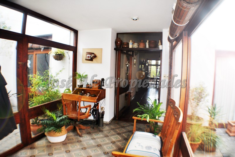 Imagen 4 de Espectacular propiedad de gran metraje en pleno centro de Colonia del Sacramento.