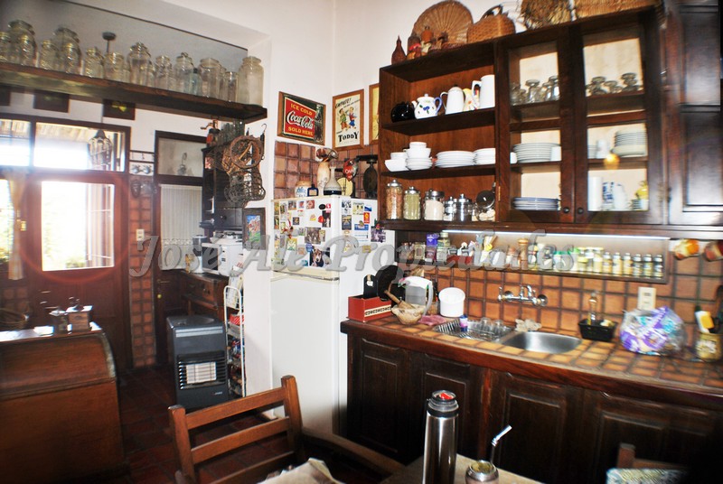 Imagen 6 de Espectacular propiedad de gran metraje en pleno centro de Colonia del Sacramento.