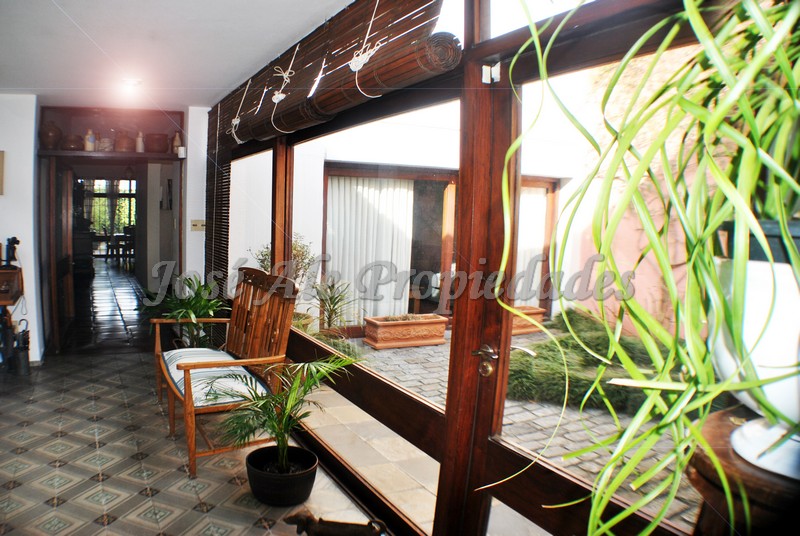 Imagen 7 de Espectacular propiedad de gran metraje en pleno centro de Colonia del Sacramento.