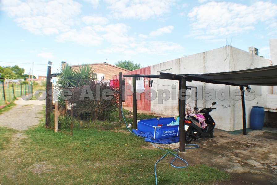 Imagen 10 de 2 Casas y un Galpón en el mismo padrón,  a metros de Ruta n 21 y a solo minutos del centro de Colonia del Sacramento.