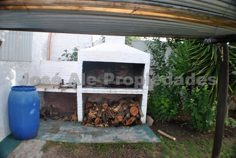 Imagen 8 de 2 Casas y un Galpón en el mismo padrón,  a metros de Ruta n 21 y a solo minutos del centro de Colonia del Sacramento.