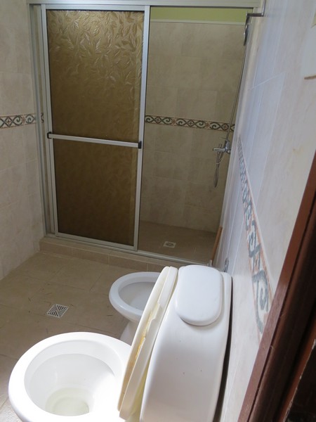 Imagen 6 de Excelente ubicación. Propiedad en esquina  146 m2 de superficie y 139 m2 edificados.