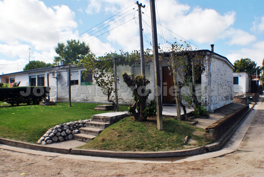 Imagen 2 de Vivienda LC9 (Real de San Carlos) en esquina.