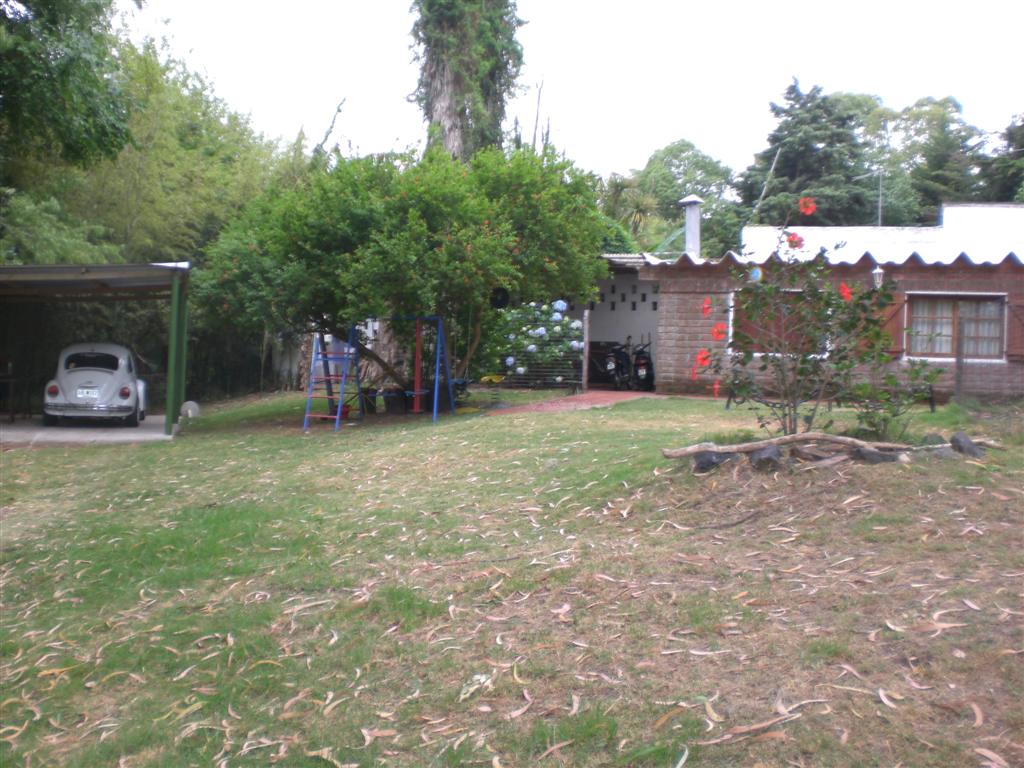 Imagen 2 de Casa con apartamento en esquina sobre Rambla con vista al Río de la Plata.