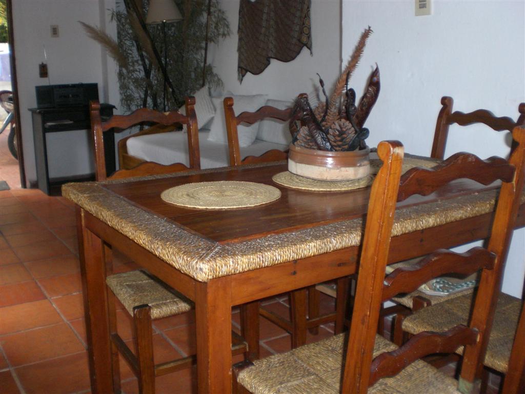 Imagen 5 de Casa con apartamento en esquina sobre Rambla con vista al Río de la Plata.