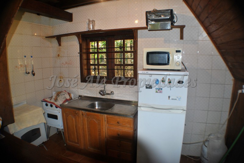 Imagen 7 de Coqueta cabaña a solo metros de Rambla y Playas de Colonia (zona parrilleros).