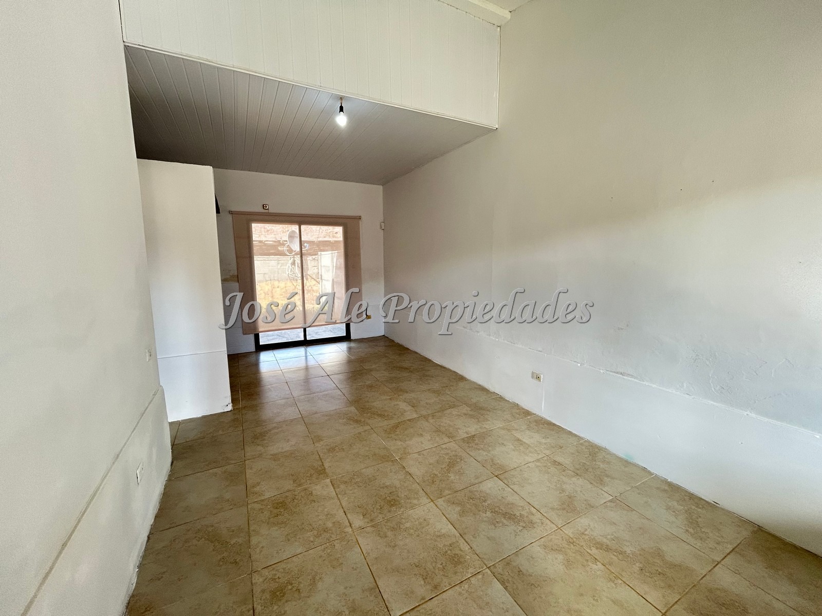 Imagen 4 de Apartamento de 1 dormitorio ubicado a metros de la Plaza de Toros, Colonia.