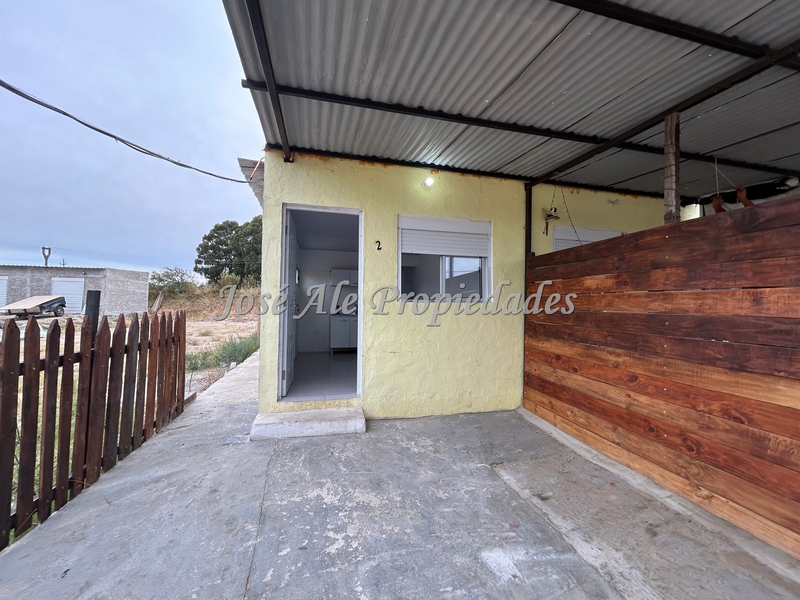 Imagen 3 de Se trata de 2 casas de 2 dormitorio en PH, ubicados en el General, Colonia.