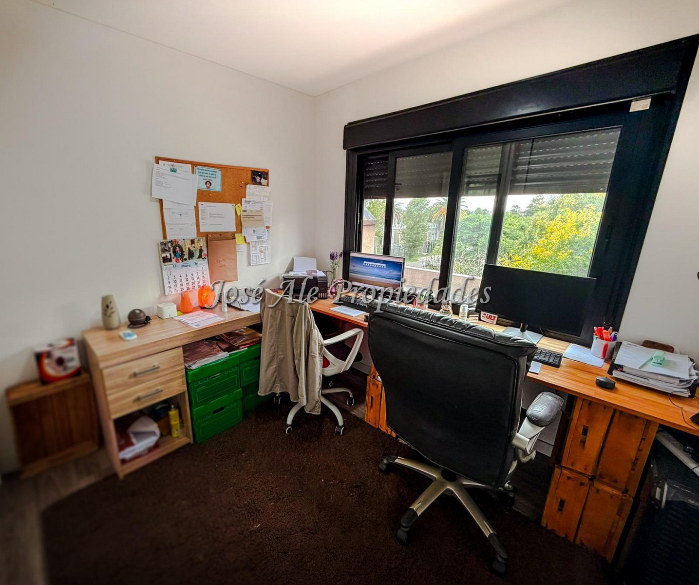 Imagen 6 de Casa transformada en hogar. Luminosidad y diseño que invita a quedarse, ubicada en una zona del Real de San Carlos elegida por la calidad de vida que brinda el entorno.