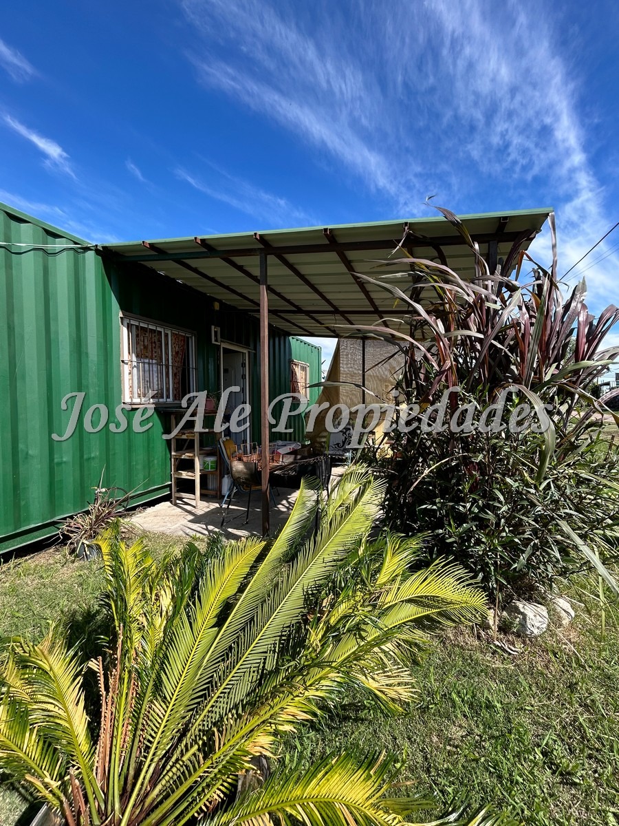 Imagen 4 de EN VENTA Casa contenedor de 2 dormitorios, ubicado en el General Colonia.