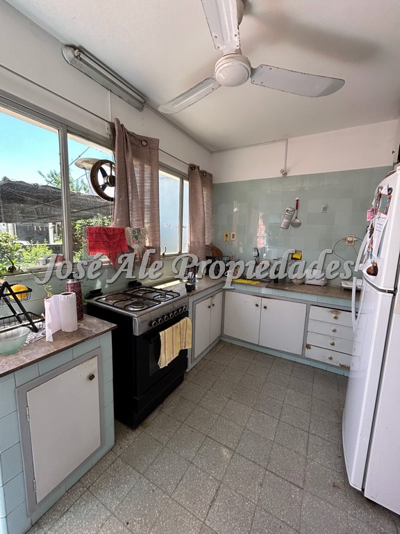 Imagen 6 de EN VENTA Y EN ALQUILER Casa en excelente ubicación, a pocos metros del centro de la ciudad.